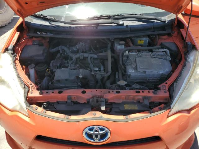 Photo 10 VIN: JTDKDTB38D1047668 - TOYOTA PRIUS 