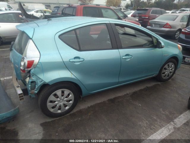 Photo 3 VIN: JTDKDTB38D1050389 - TOYOTA PRIUS C 