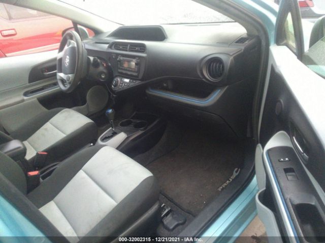 Photo 4 VIN: JTDKDTB38D1050389 - TOYOTA PRIUS C 