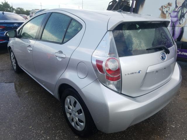 Photo 2 VIN: JTDKDTB38D1051333 - TOYOTA PRIUS C 