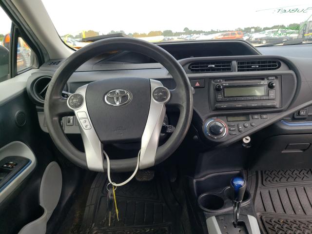 Photo 8 VIN: JTDKDTB38D1535244 - TOYOTA PRIUS C 