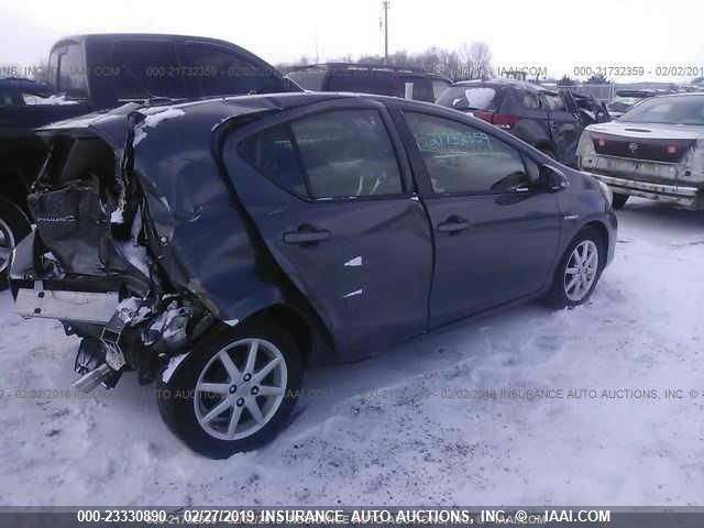 Photo 3 VIN: JTDKDTB38D1535437 - TOYOTA PRIUS C 