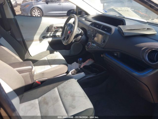 Photo 4 VIN: JTDKDTB38D1544400 - TOYOTA PRIUS C 