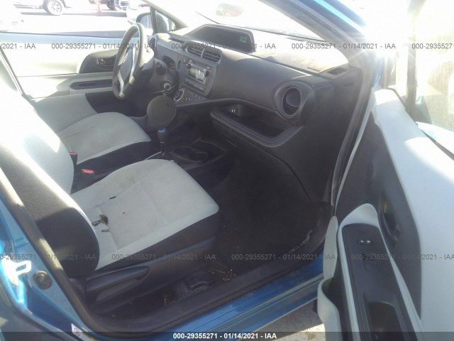 Photo 4 VIN: JTDKDTB38D1546485 - TOYOTA PRIUS C 