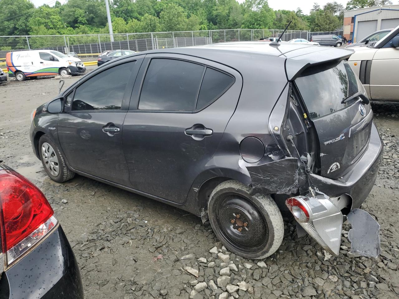 Photo 1 VIN: JTDKDTB38D1557695 - TOYOTA PRIUS 