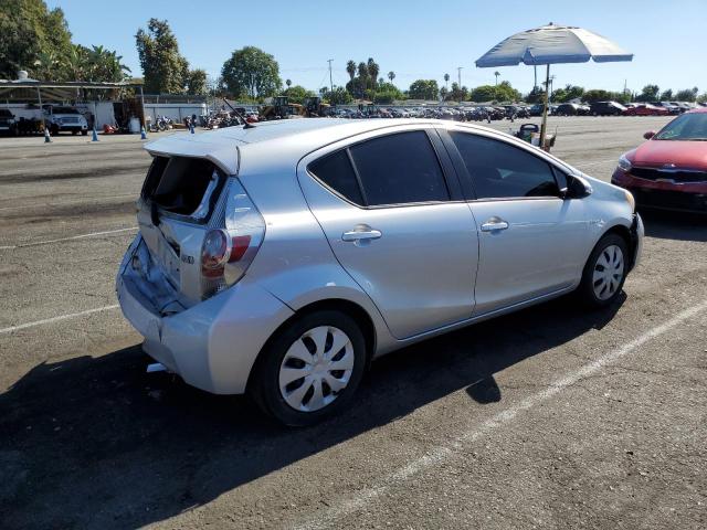 Photo 2 VIN: JTDKDTB38E1067582 - TOYOTA PRIUS C 