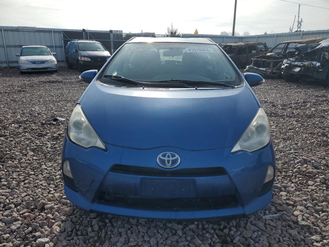 Photo 4 VIN: JTDKDTB38E1067646 - TOYOTA PRIUS 