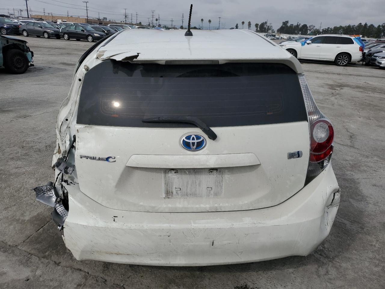 Photo 5 VIN: JTDKDTB38E1558363 - TOYOTA PRIUS 