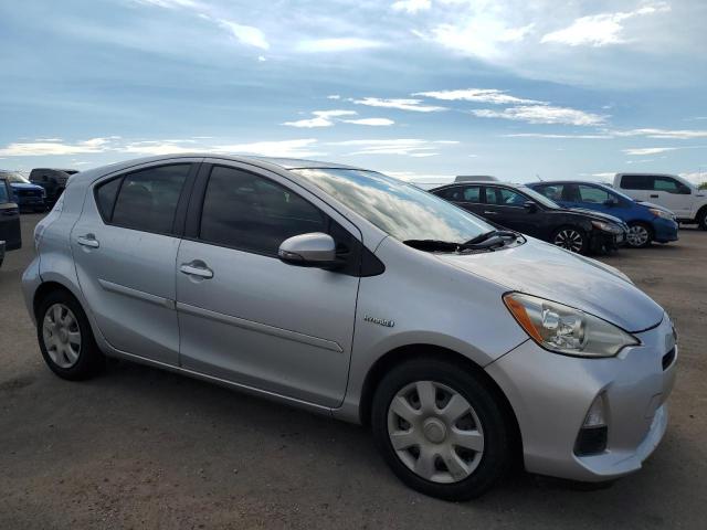 Photo 3 VIN: JTDKDTB38E1573350 - TOYOTA PRIUS C 