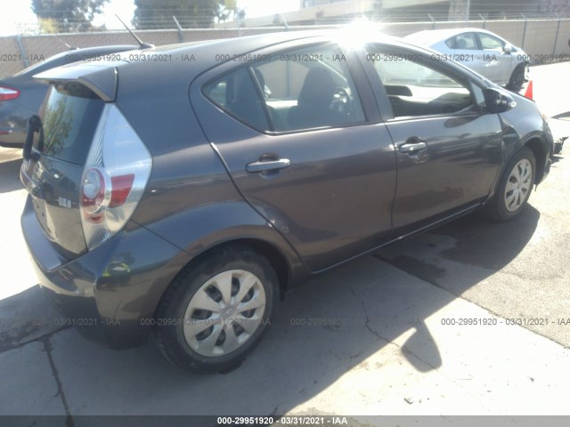 Photo 3 VIN: JTDKDTB38E1575387 - TOYOTA PRIUS C 