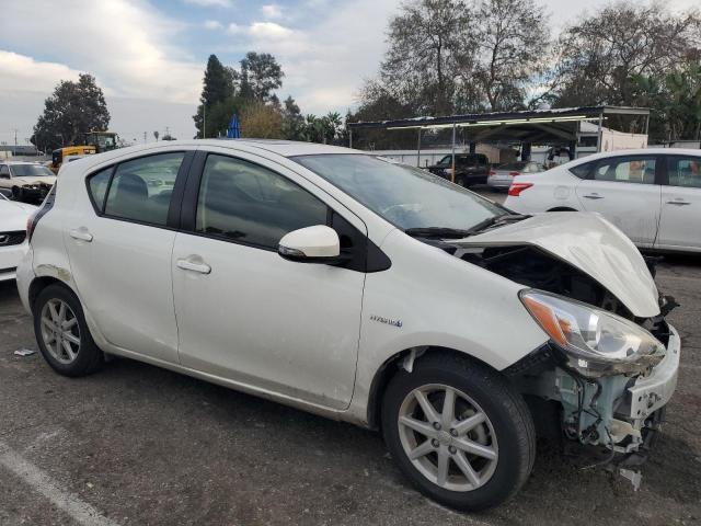 Photo 3 VIN: JTDKDTB38F1089678 - TOYOTA PRIUS 