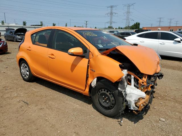 Photo 3 VIN: JTDKDTB38F1091401 - TOYOTA PRIUS C 