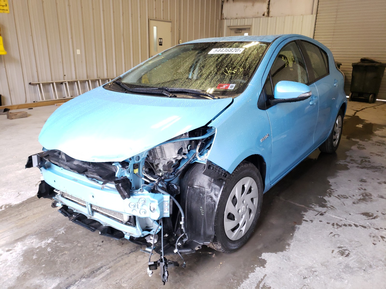 Photo 1 VIN: JTDKDTB38F1104177 - TOYOTA PRIUS C 