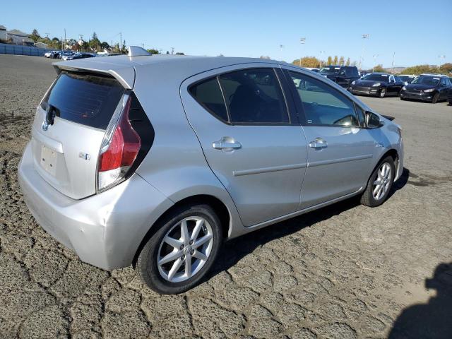 Photo 2 VIN: JTDKDTB38F1578274 - TOYOTA PRIUS C 