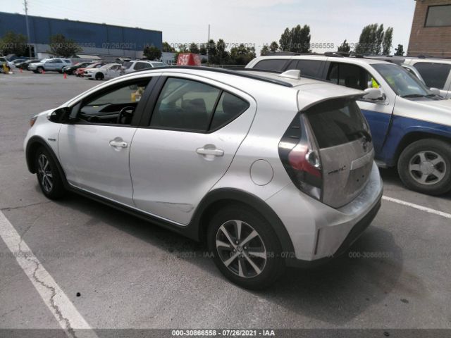 Photo 2 VIN: JTDKDTB38K1620436 - TOYOTA PRIUS C 