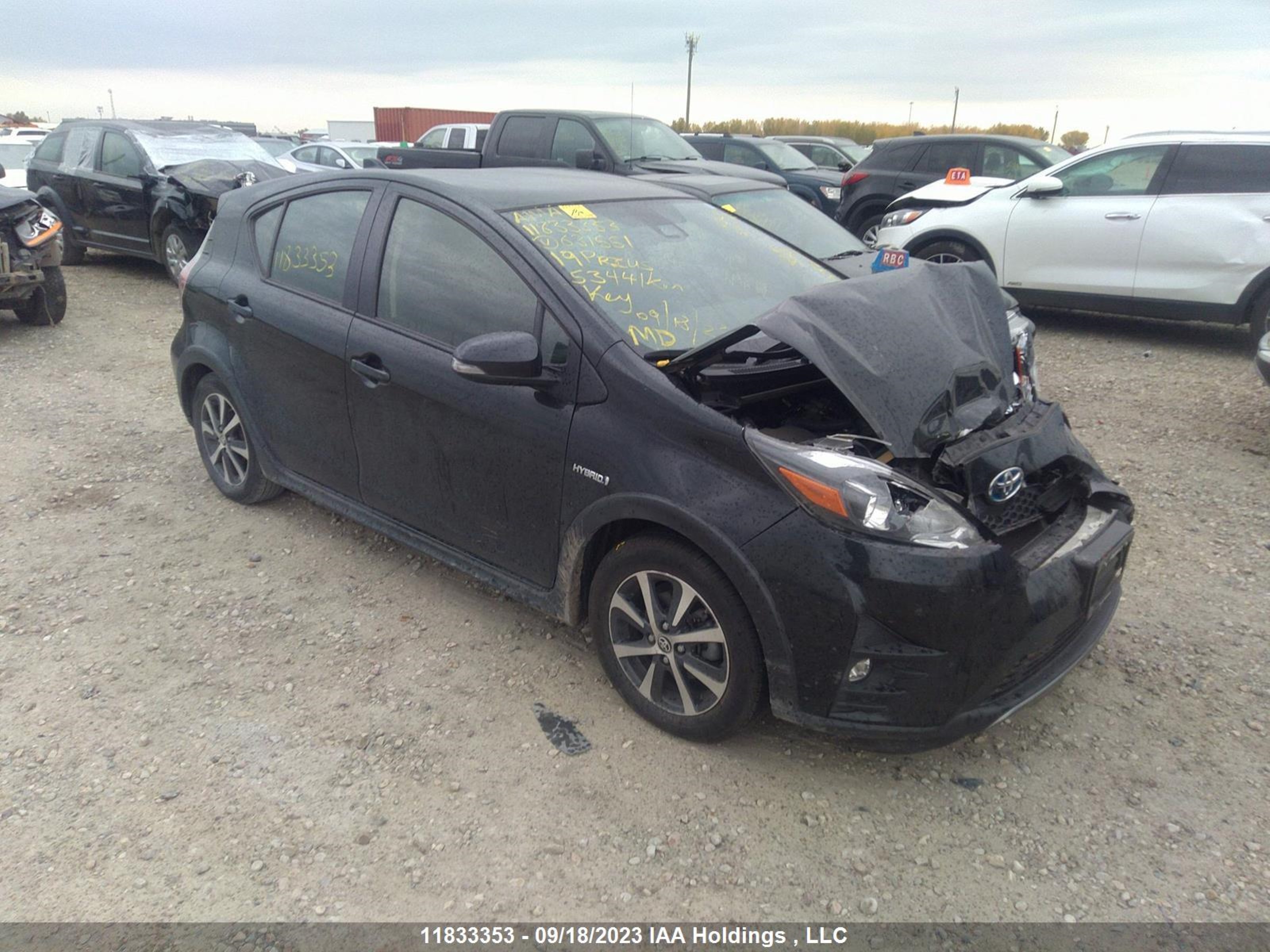 Photo 0 VIN: JTDKDTB38K1631551 - TOYOTA PRIUS C 