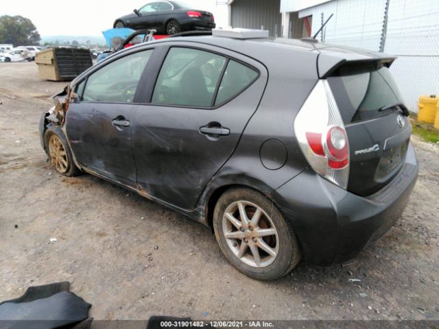 Photo 2 VIN: JTDKDTB39C1005590 - TOYOTA PRIUS C 