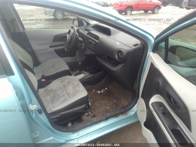 Photo 4 VIN: JTDKDTB39C1007288 - TOYOTA PRIUS C 