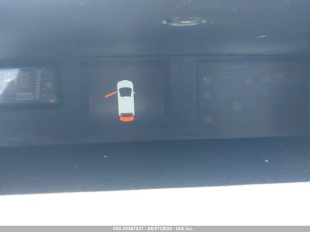 Photo 6 VIN: JTDKDTB39C1009915 - TOYOTA PRIUS C 