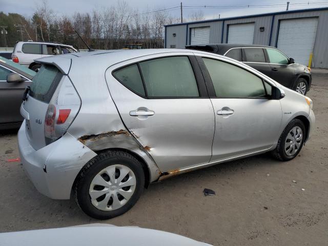 Photo 2 VIN: JTDKDTB39C1506205 - TOYOTA PRIUS 