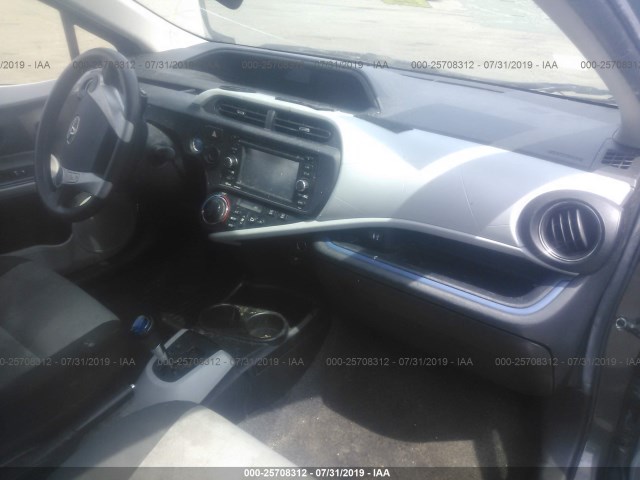 Photo 4 VIN: JTDKDTB39C1508004 - TOYOTA PRIUS C 