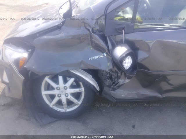 Photo 5 VIN: JTDKDTB39C1508004 - TOYOTA PRIUS C 