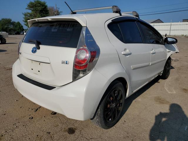 Photo 3 VIN: JTDKDTB39C1514918 - TOYOTA PRIUS C 