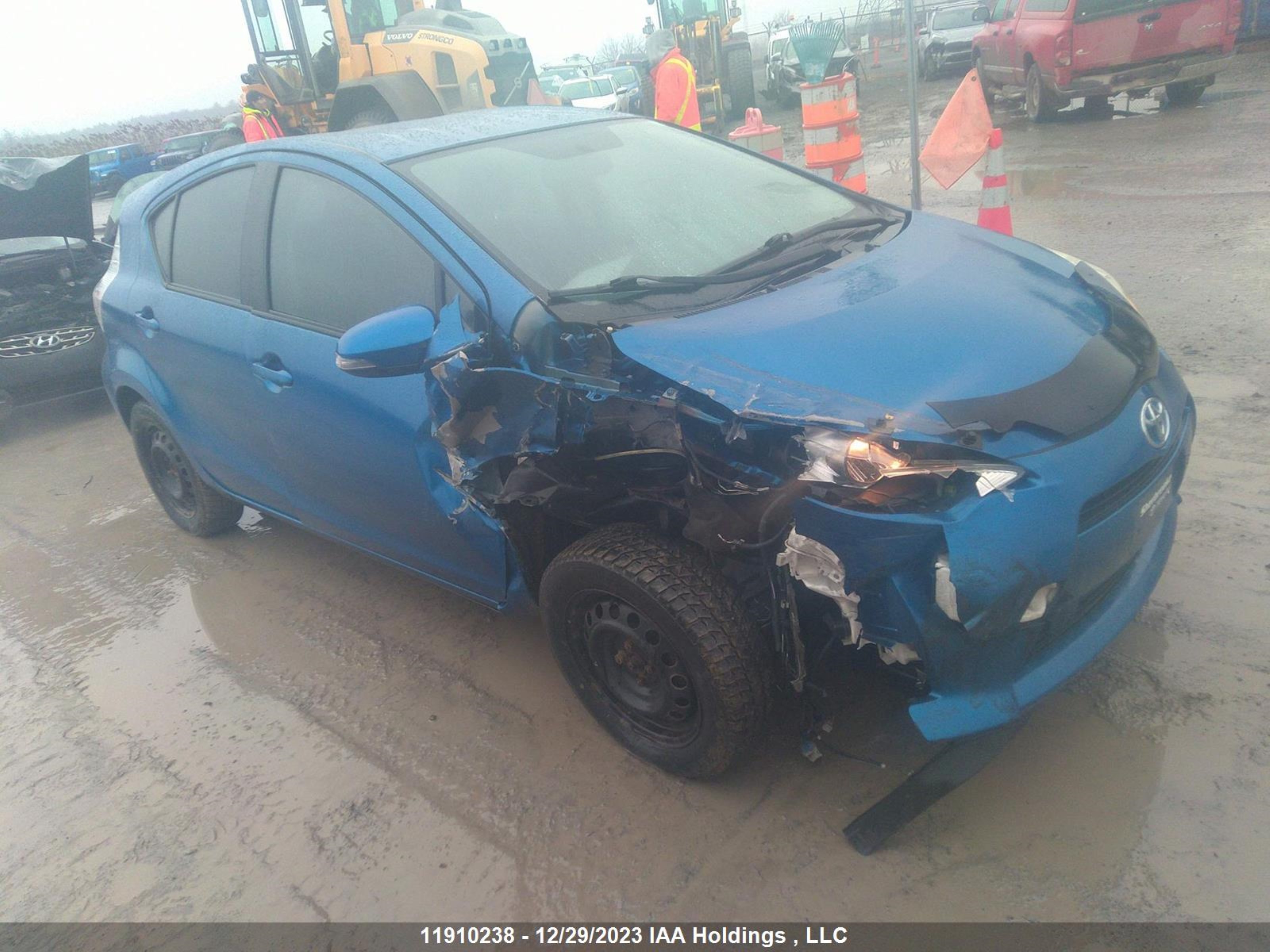 Photo 0 VIN: JTDKDTB39C1525322 - TOYOTA PRIUS C 