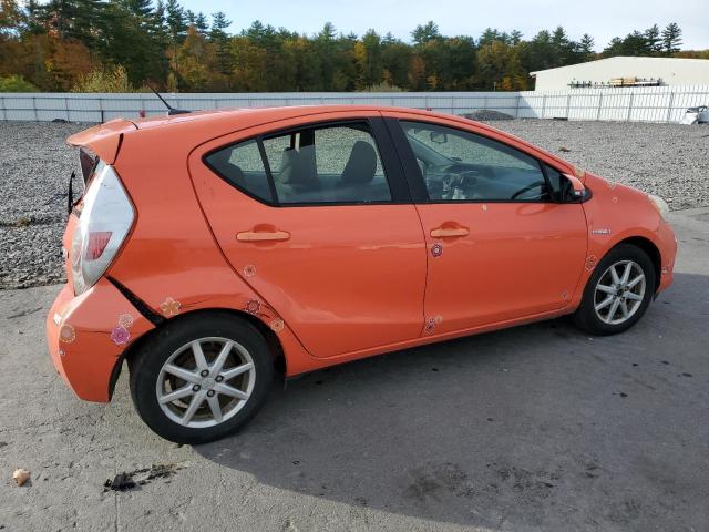 Photo 2 VIN: JTDKDTB39D1036551 - TOYOTA PRIUS C 