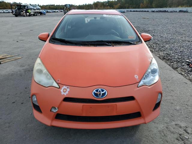 Photo 4 VIN: JTDKDTB39D1036551 - TOYOTA PRIUS C 