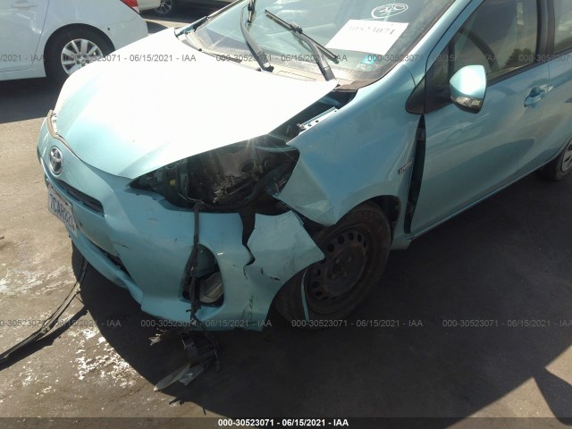 Photo 5 VIN: JTDKDTB39D1053981 - TOYOTA PRIUS C 