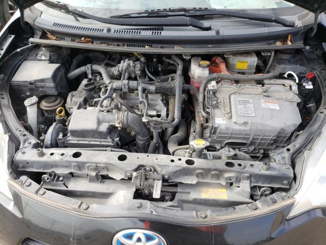 Photo 6 VIN: JTDKDTB39D1543000 - TOYOTA PRIUS C 