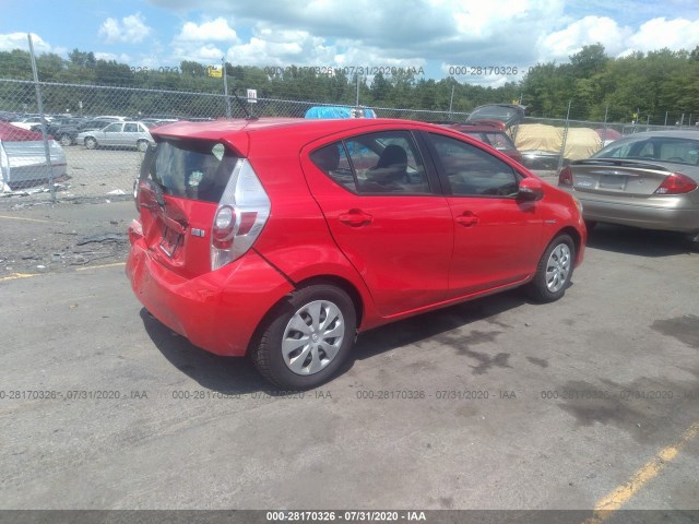 Photo 3 VIN: JTDKDTB39D1543448 - TOYOTA PRIUS C 