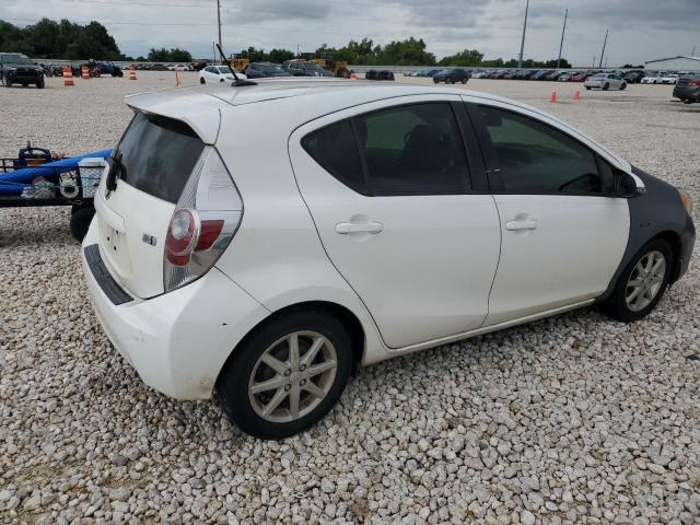 Photo 2 VIN: JTDKDTB39D1544051 - TOYOTA PRIUS 