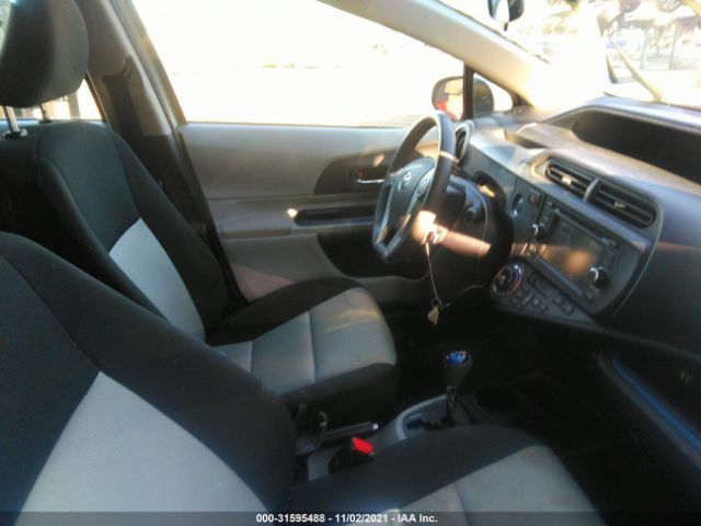 Photo 4 VIN: JTDKDTB39D1546138 - TOYOTA PRIUS C 