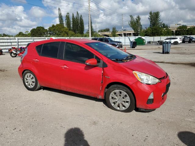 Photo 3 VIN: JTDKDTB39D1555809 - TOYOTA PRIUS C 