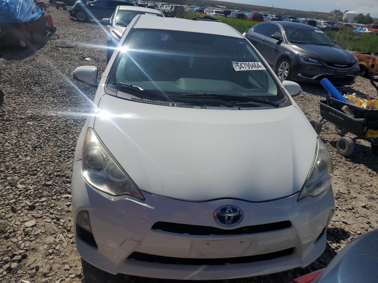 Photo 4 VIN: JTDKDTB39D1556345 - TOYOTA PRIUS 