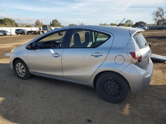 Photo 1 VIN: JTDKDTB39E1065145 - TOYOTA PRIUS C 