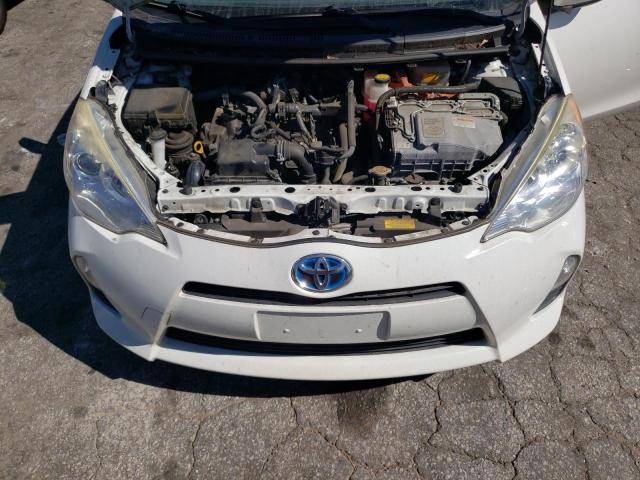 Photo 10 VIN: JTDKDTB39E1067882 - TOYOTA PRIUS C 