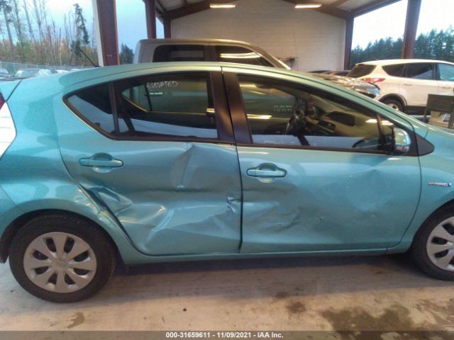 Photo 5 VIN: JTDKDTB39E1077652 - TOYOTA PRIUS C 