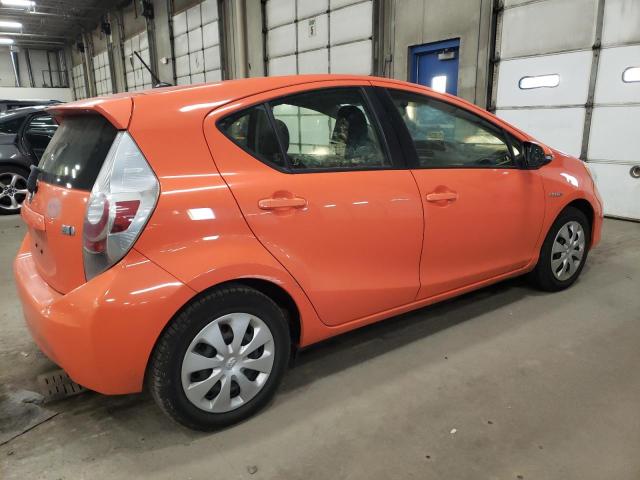 Photo 2 VIN: JTDKDTB39E1086027 - TOYOTA PRIUS C 