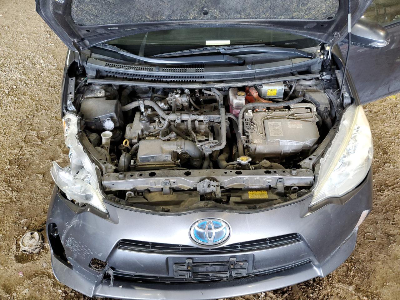 Photo 10 VIN: JTDKDTB39E1560722 - TOYOTA PRIUS 