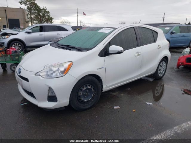 Photo 1 VIN: JTDKDTB39E1561420 - TOYOTA PRIUS C 