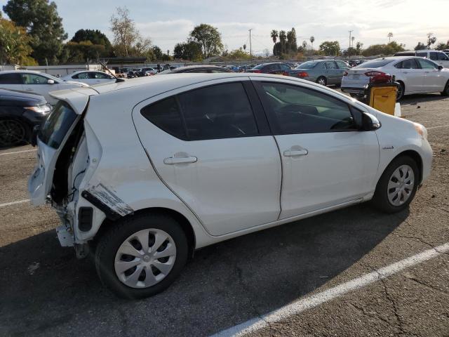 Photo 2 VIN: JTDKDTB39E1575124 - TOYOTA PRIUS C 