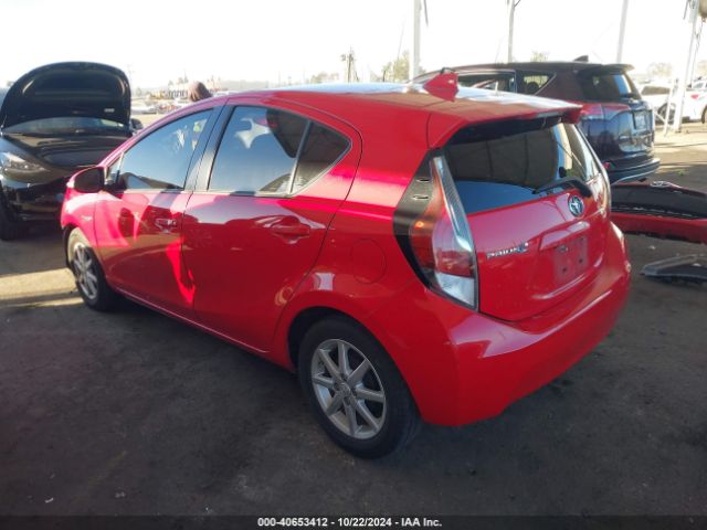 Photo 2 VIN: JTDKDTB39F1091519 - TOYOTA PRIUS C 