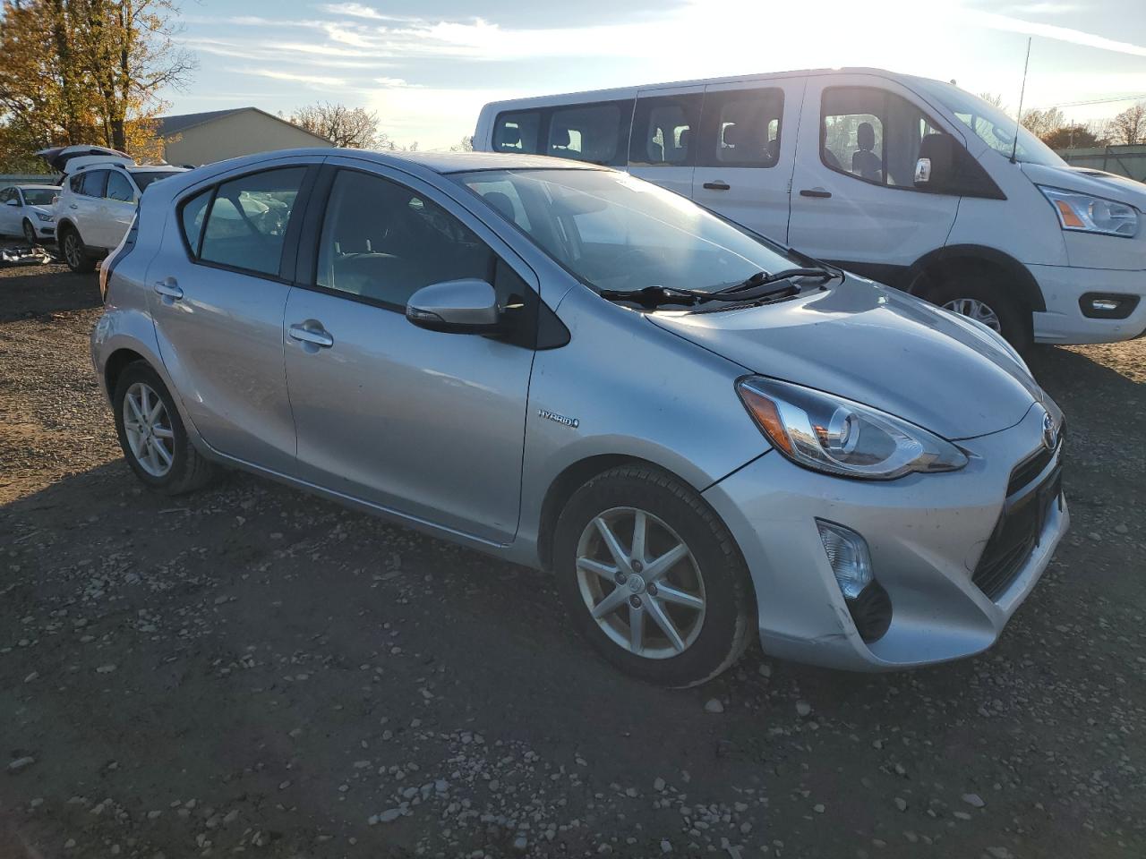 Photo 3 VIN: JTDKDTB39F1093609 - TOYOTA PRIUS 