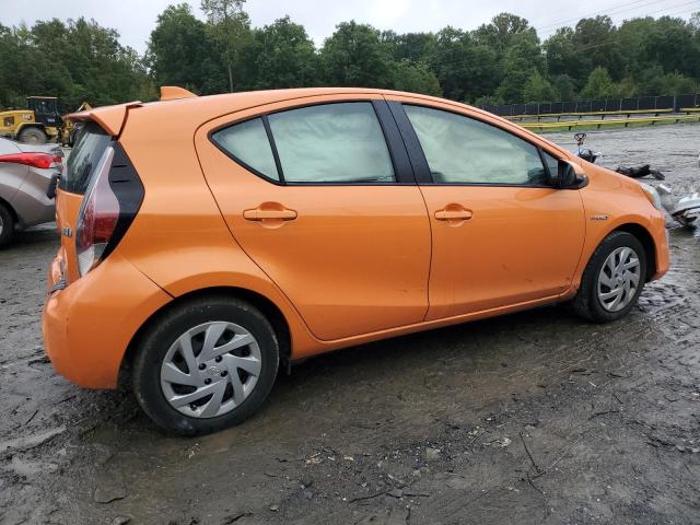 Photo 2 VIN: JTDKDTB39F1098146 - TOYOTA PRIUS C 