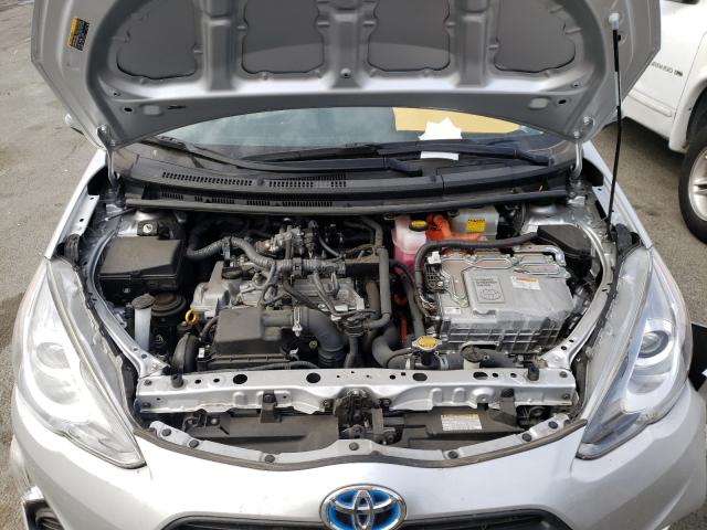 Photo 6 VIN: JTDKDTB39F1103779 - TOYOTA PRIUS C 