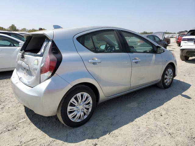 Photo 2 VIN: JTDKDTB39F1579000 - TOYOTA PRIUS C 