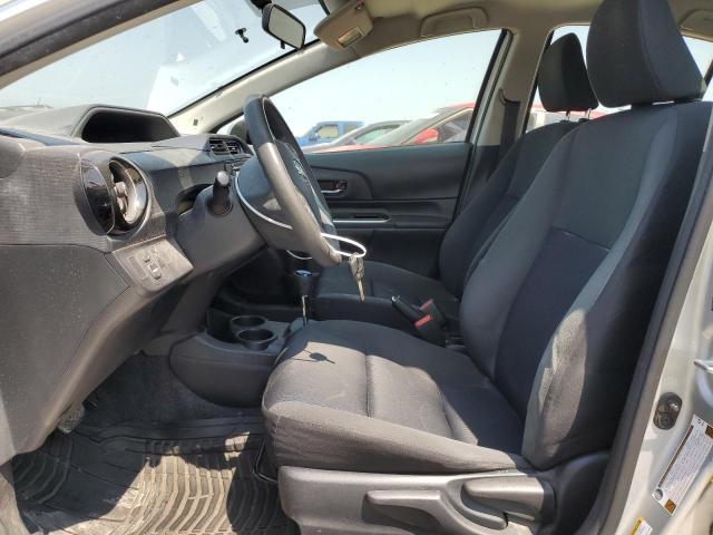 Photo 6 VIN: JTDKDTB39F1579000 - TOYOTA PRIUS C 